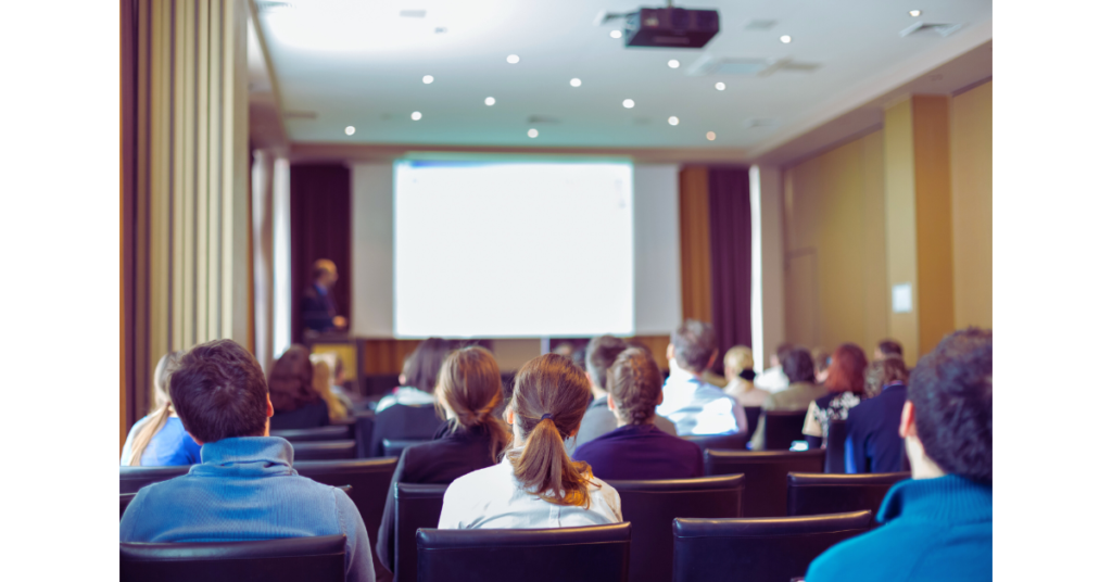 pressure from trade unions influence employment laws in Norway